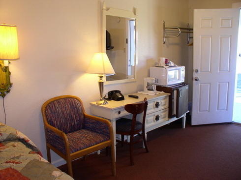 Hacienda Motel Alturas Bilik gambar